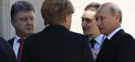 Putin, Poroshenko and Merkel talk in Benouville