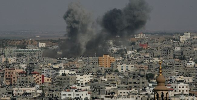 370474_Israel-strike-Gaza-650x330